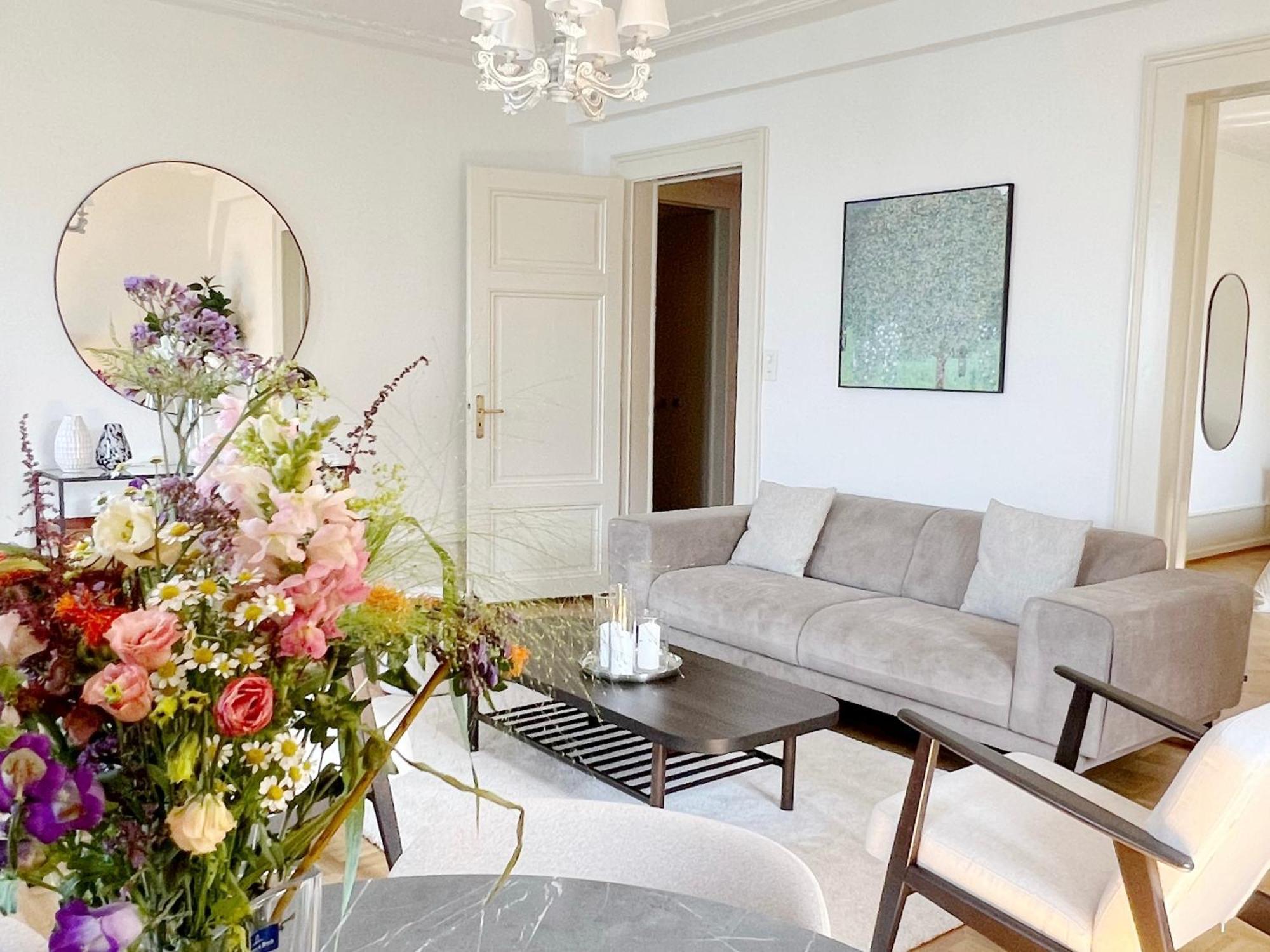 Montreux Riviera Suite Waterfront 3 Bedrooms Private Parking Exterior photo